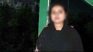 Outdor indian Bangla Girl Fucking time Video.